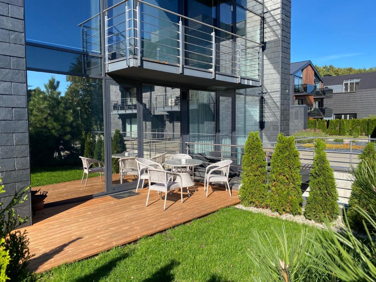 Smilciu Trio Keturvieciai Apartamentai Su Terasa بالانغا المظهر الخارجي الصورة